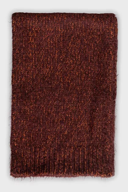 Brown wool scarf with tag