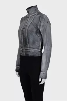 Reflective sweatshirt with tag