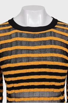 Striped jumper with back fastening