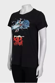 Straight T-shirt with a bright print