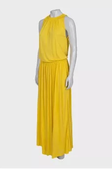 Fitted off-the-shoulder maxi dress