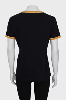Slim-fitting T-shirt with contrast trim