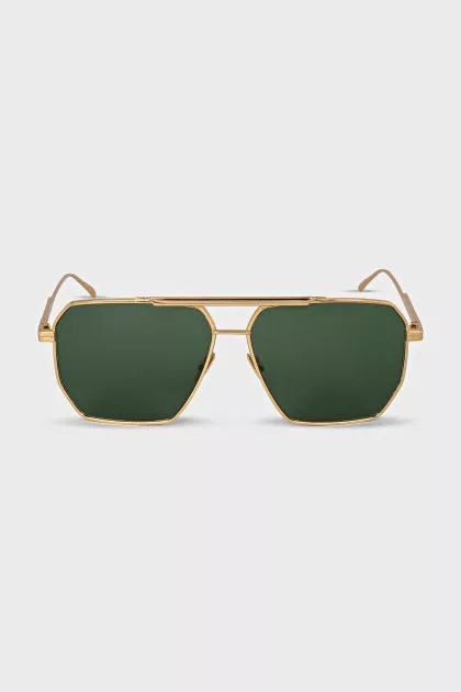 Men's sunglasses with green lens