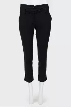 Black cropped trousers