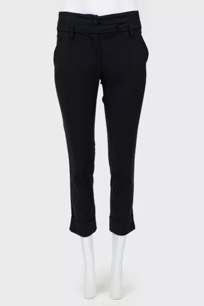 Black cropped trousers