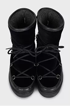 Leather and velvet boots