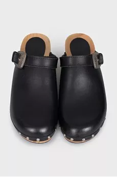 Leather clogs with studs