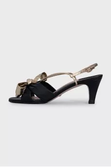 Leather sandals with gold straps