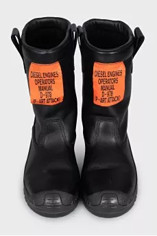 Men's leather boots without fastening
