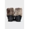 Green suede insulated boots