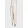 Wide-leg jeans with a mid-rise