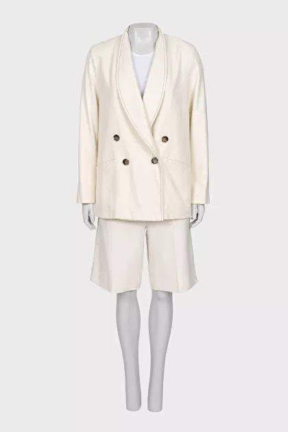 White suit with shorts