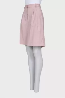 Pink straight-cut shorts with pockets