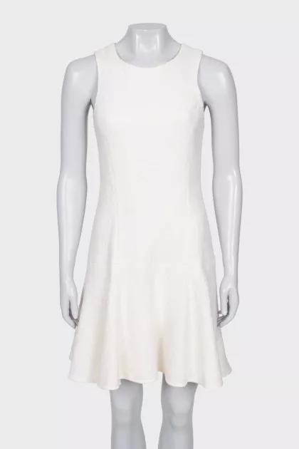 White sleeveless dress