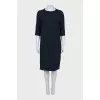 Straight-cut dress with a clasp