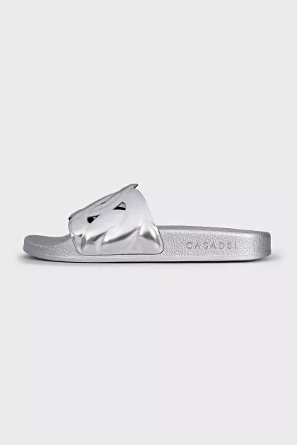 Silver leather flip-flops