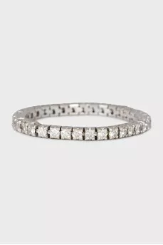 Soft white gold ring with diamonds