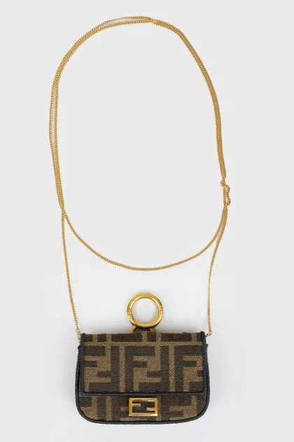 Micro bag in the logo on the chain