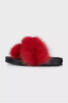 Flip-flops with red fur