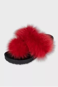 Flip-flops with red fur