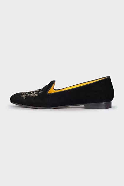 Suede ballet flats with embroidered logo