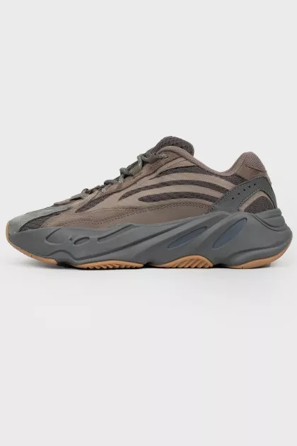 Кросівки Adidas Yeezy Boost 700