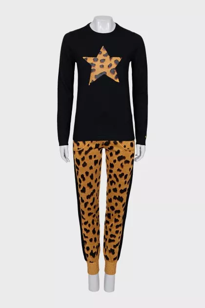 Animal print jumper and trousers suit