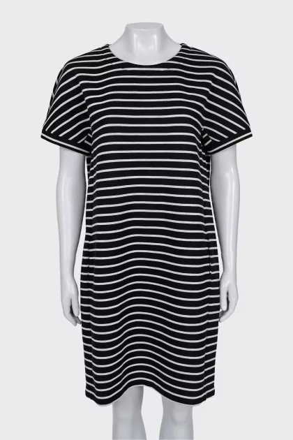 Striped dress with stripes