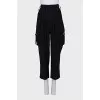 Cropped black trousers with tag