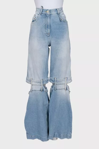 High-waisted wide-leg jeans with holes
