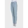 Tapered fit blue jeans