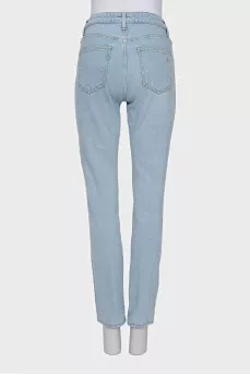 Tapered fit blue jeans