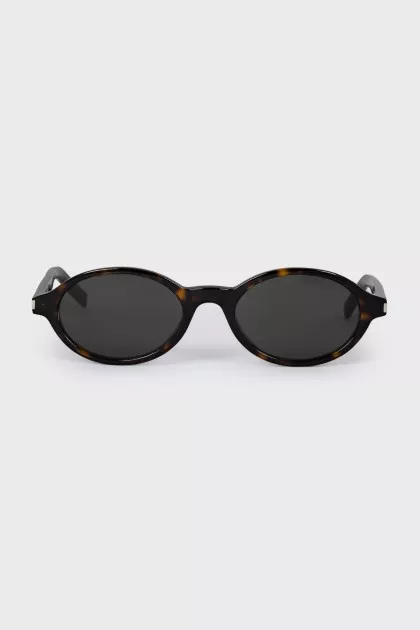 Brown oval sunglasses