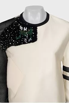 Straight cut blouse decorated with crystals