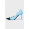 Leather pumps with contrasting toes