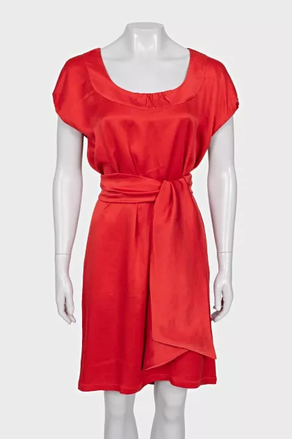 Red silk dress with a wide belt