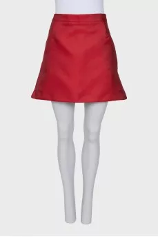 Straight-cut skirt with side slits
