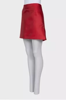 Straight-cut skirt with side slits