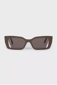 Sunglasses with colored inserts