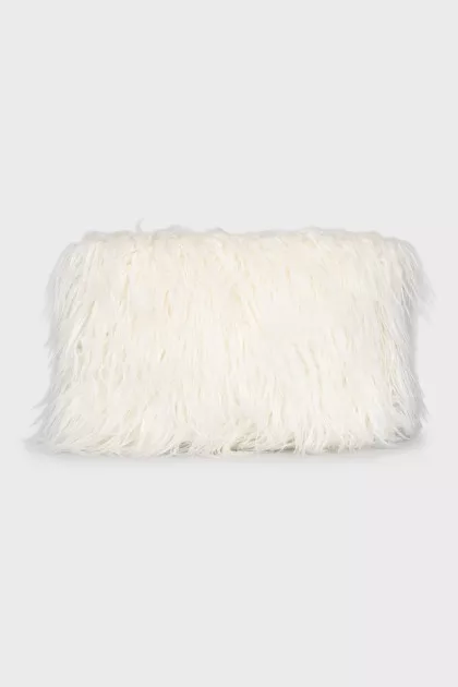 White clutch with long pile