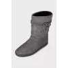 Insulated grey suede ugg boots