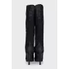 Insulated suede boots with heels