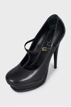 Leather platform shoes with heels