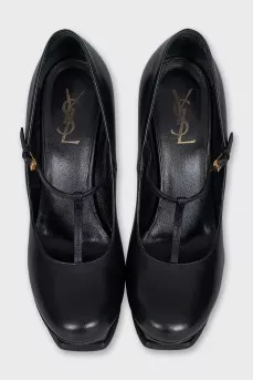 Leather platform shoes with heels