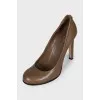 Brown round toe shoes