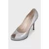Silver leather open-toe shoes
