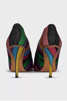 Shiny striped pumps