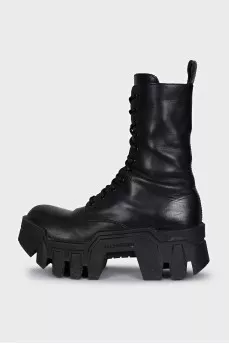 Bulldozer leather boots