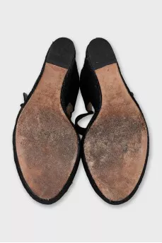 Raffia sandals with crystals