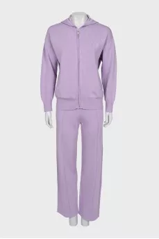 Purple suit with arrows
